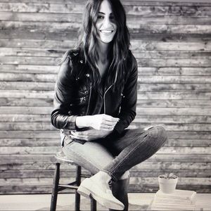 Meet your Posher, Alexandra